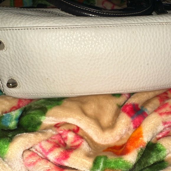 Coach White Pebbled Leather Satchel with Black Trim – Classic Structured Tote - Picture 4 of 8